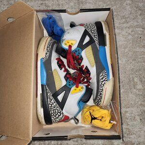 7W Jordan Spizike Sneakers (5.5Y)